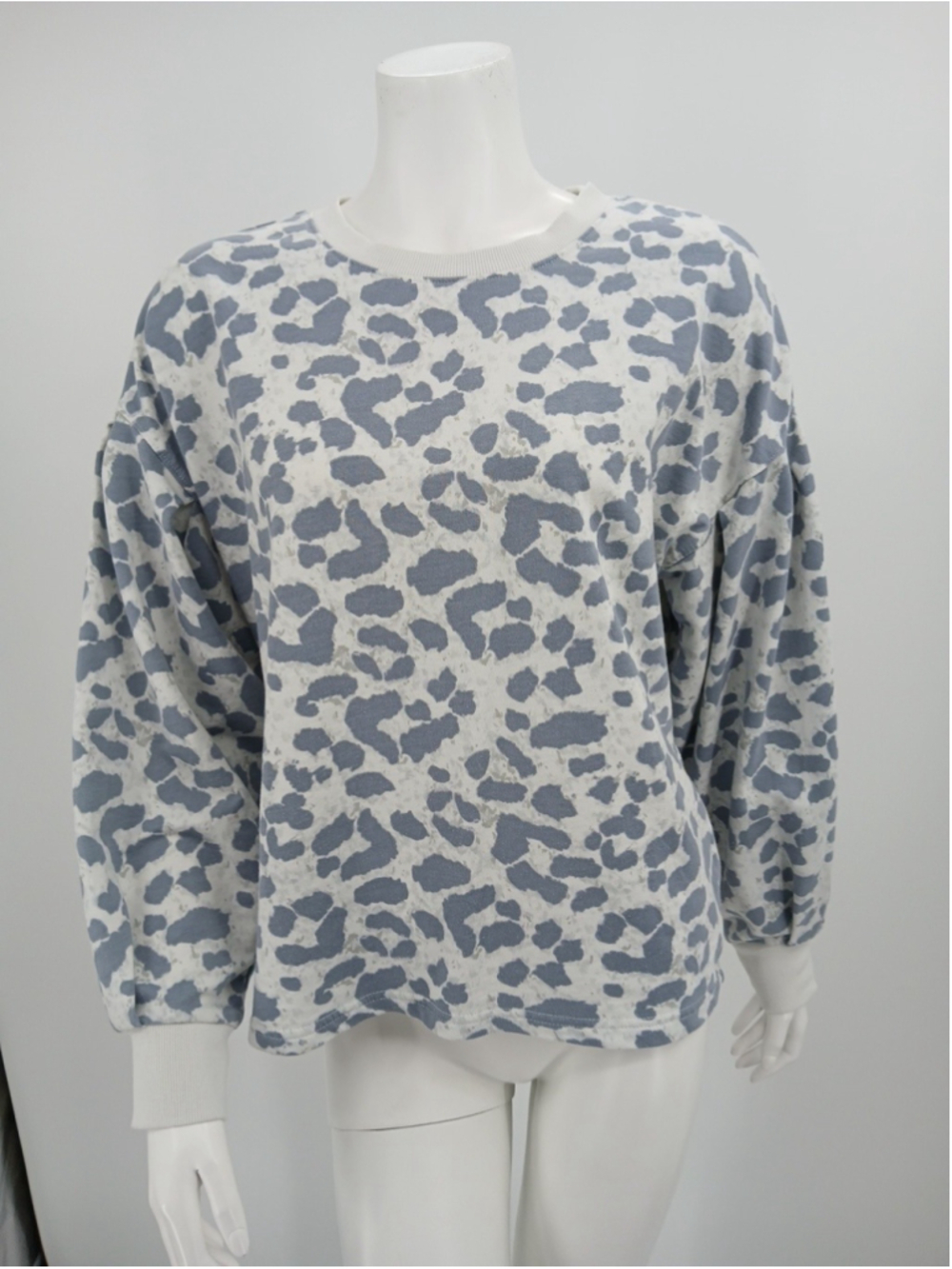 Z Supply Womens Gray Leopard Animal Print Long Sleeve Top Size M Cotton Blend